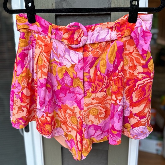 Lovers + Friends Women’s Morgan Shorts in Fuchsia Size Large - Picture 1 of 10